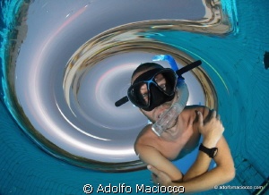 Twisted self-portrait by Adolfo Maciocco 